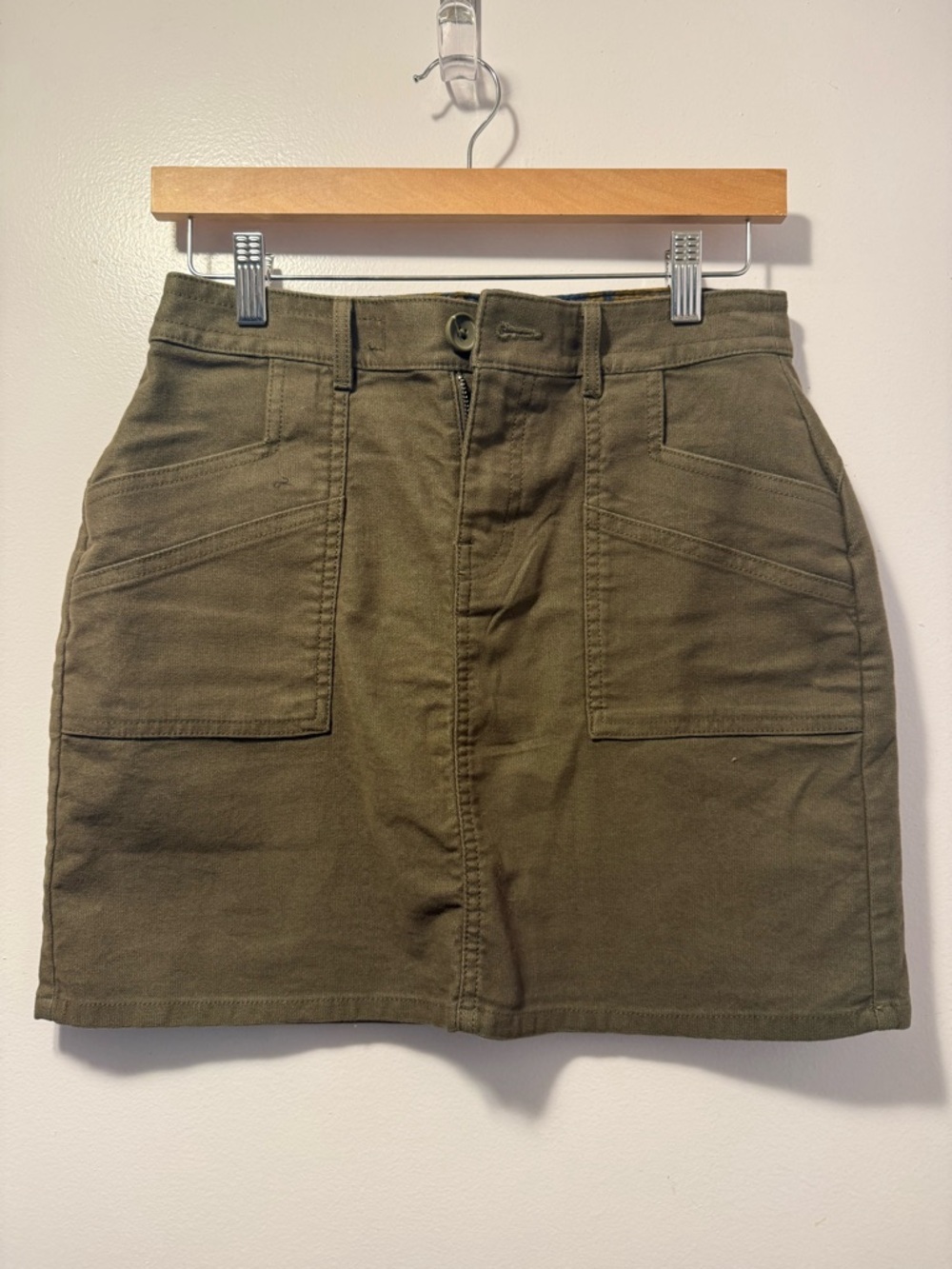 Prana Nikit skirt Olive Green Utility Pocket Mini Skirt